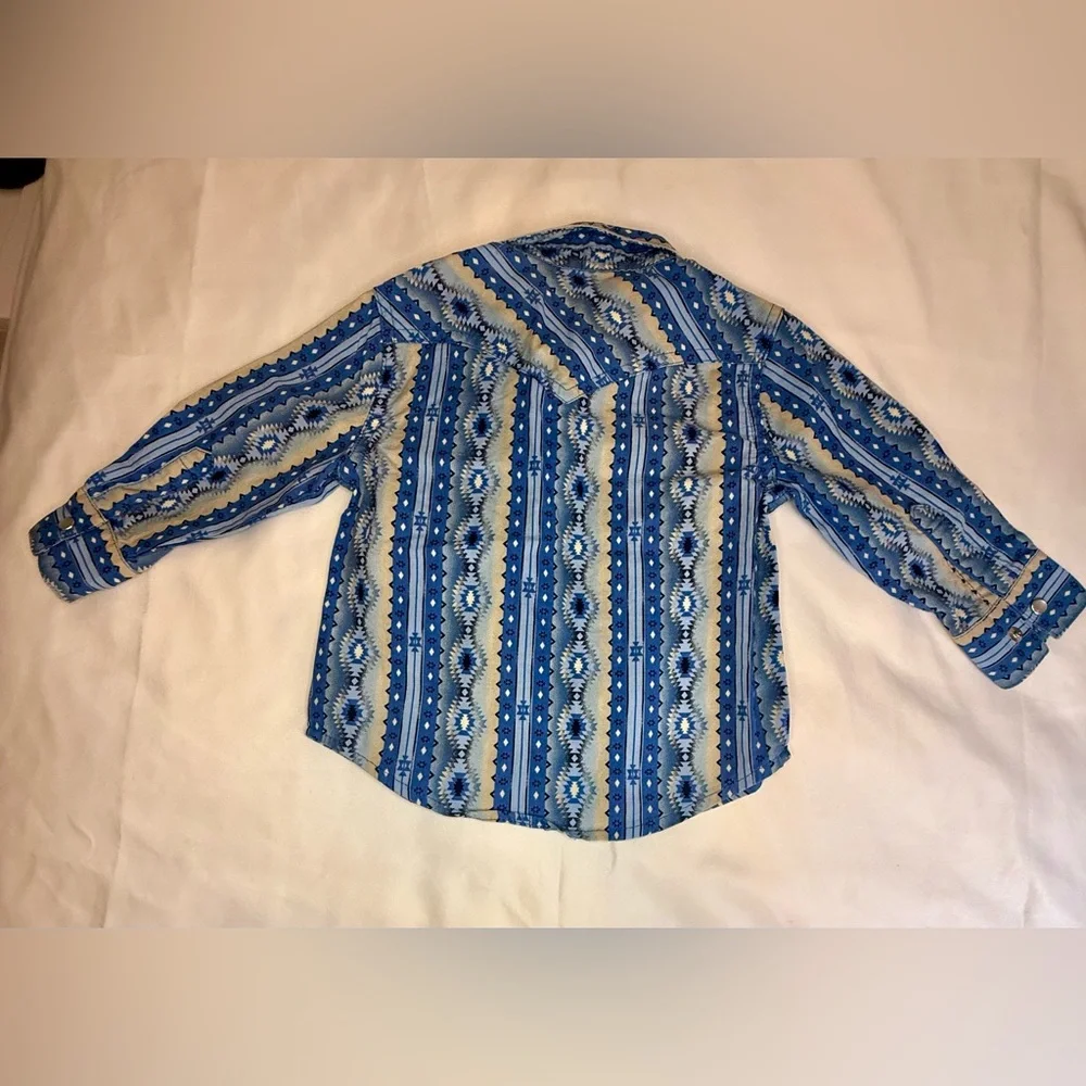 Wrangler Toddler Western Snap Shirt Blue Print | Size 3T | 100% Cotton - Picture 4 of 5